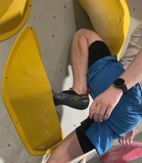 bild på tekniken knee bar